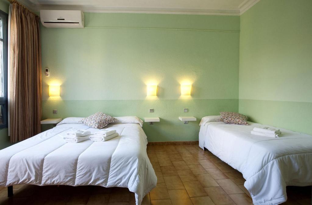 Hostal Agua Alegre Барселона Номер фото