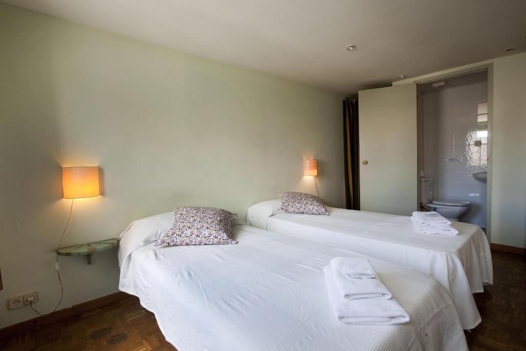 Hostal Agua Alegre Барселона Номер фото
