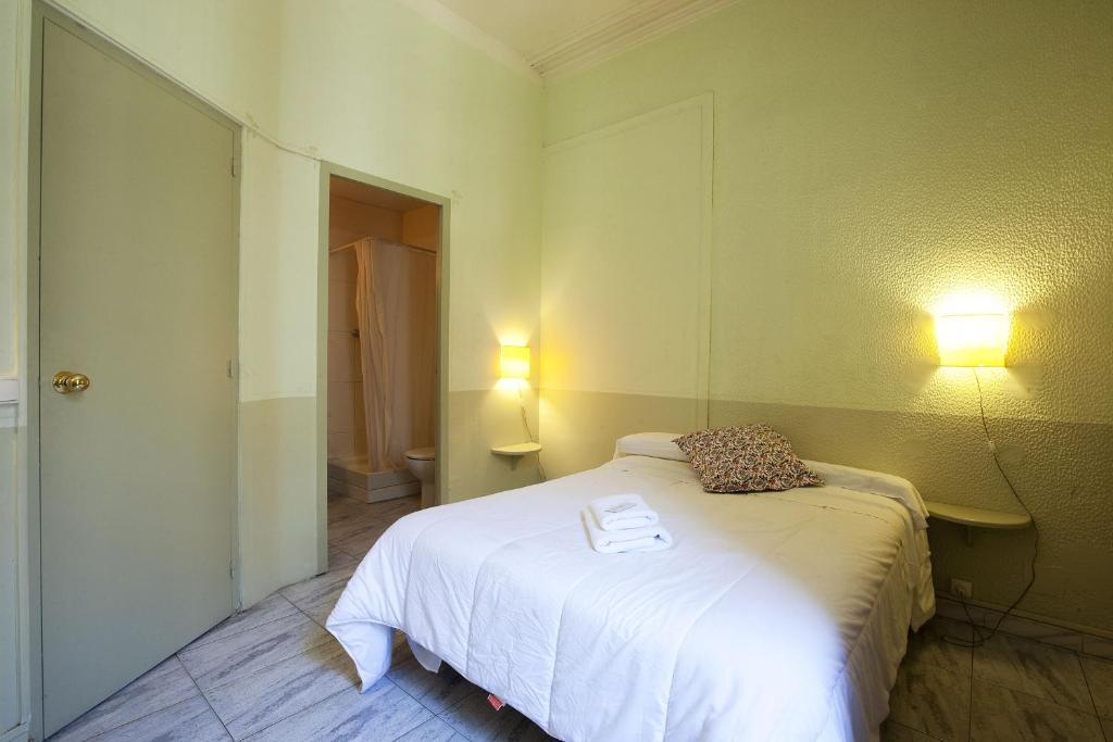 Hostal Agua Alegre Барселона Номер фото